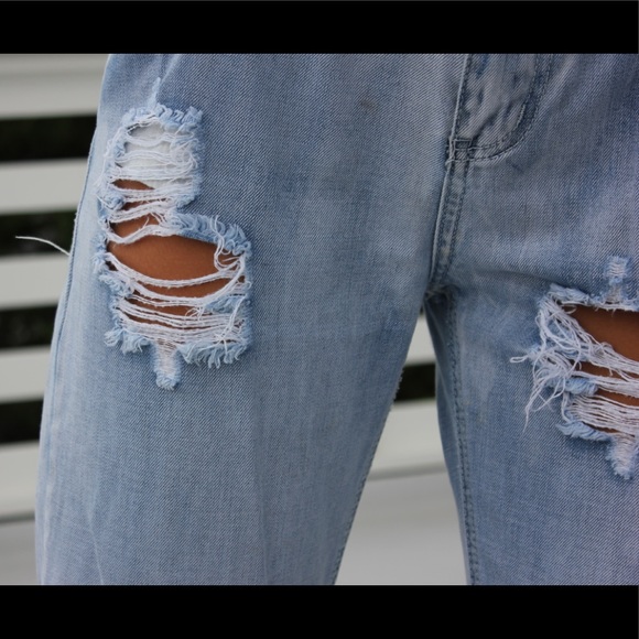 ONE TEASPOON ripped boyfriend jeans! - Picture 9 of 9